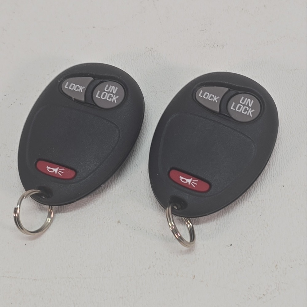 2 GM 02-05 OEM Keyless EntryRemote FOB 3-Button SUV DELPHI 10335582-88 USA PANIC